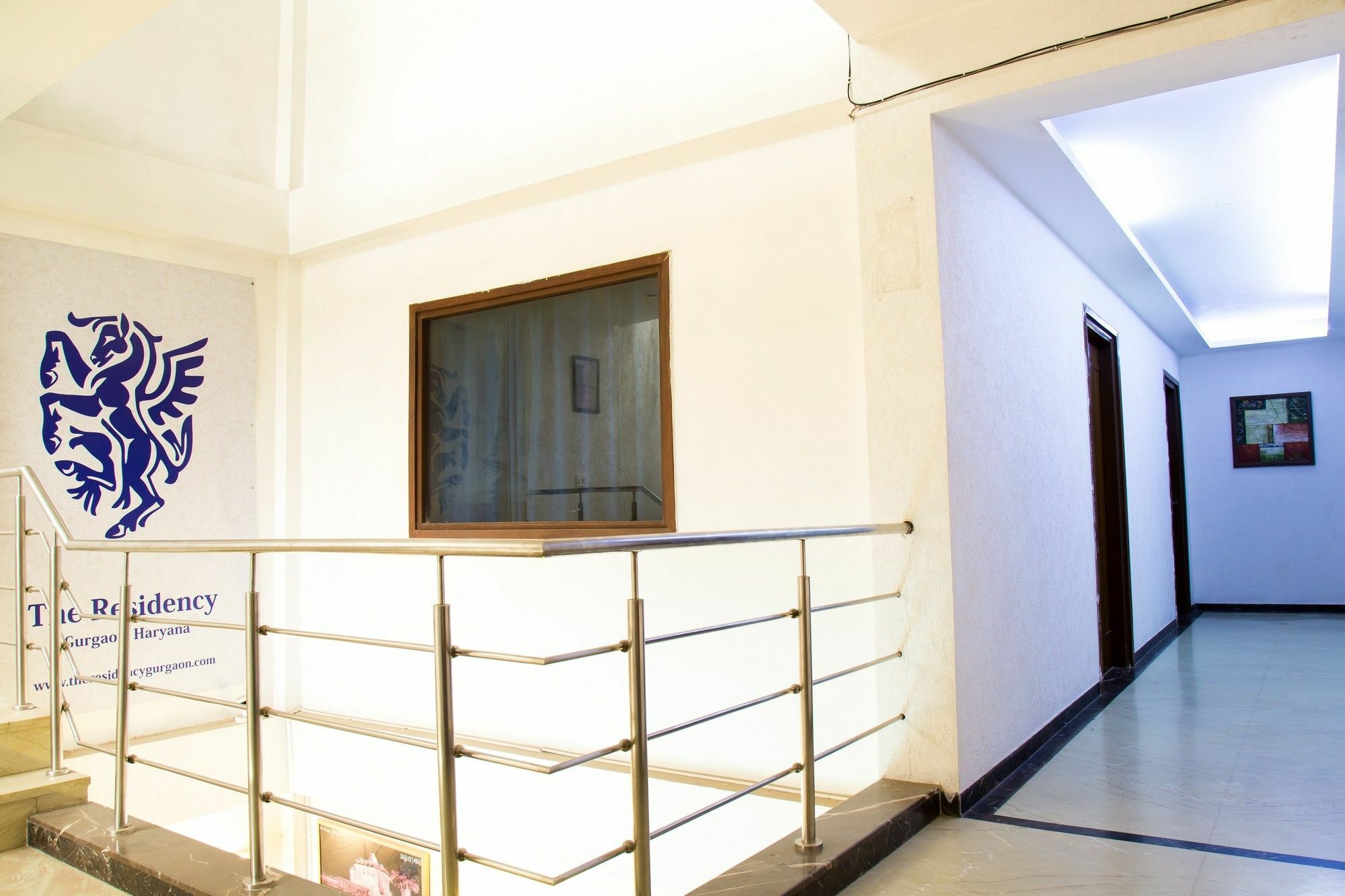 Fabhotel The Residency Dlf Galleria Gurgaon Dış mekan fotoğraf